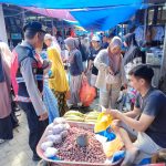 Pengamanan Pasar Lamuru, Polisi Hadir Berikan Rasa Aman kepada Masyarakat.