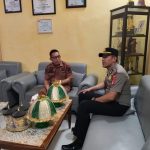 Kapolsek Tellu Siattinge Lakukan Sambang dan Berdialog Bersama Kepala SMA Negeri 14 Bone
