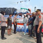 Jaga Kamtibmas Kondusif, Kapolsek Kawasan Pelabuhan Bajoe Turun Langsung Temui Komunitas Buruh